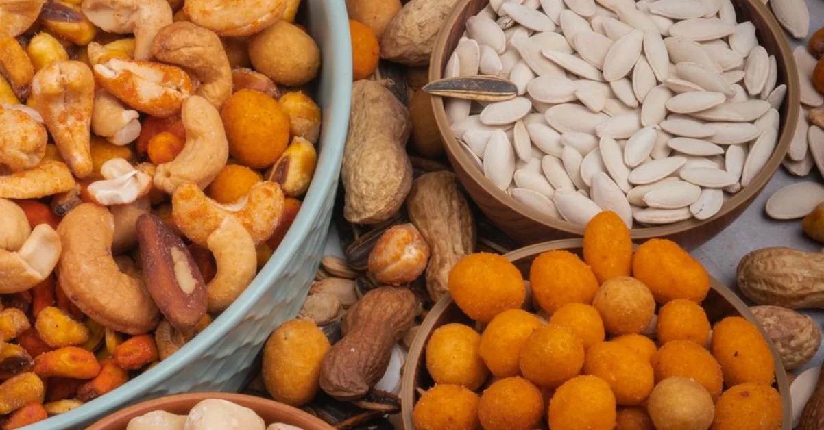 No engordan solos, pero la ración de frutos secos cuenta