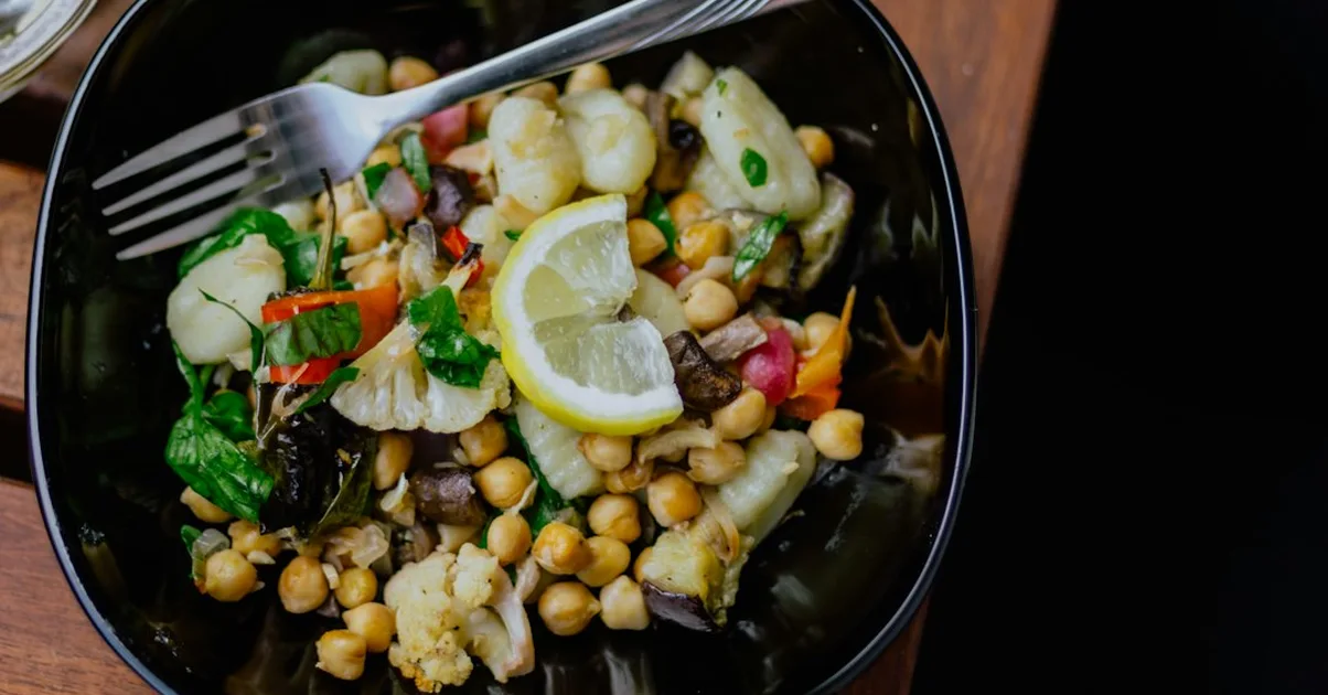 ¿Te falta B12 al comer vegetariano en embarazo y lactancia?
